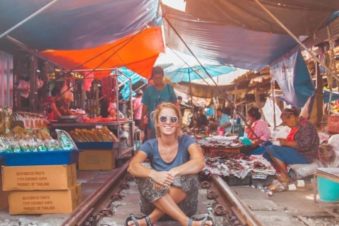 Visite du chemin de fer de Maeklong et du marché flottant