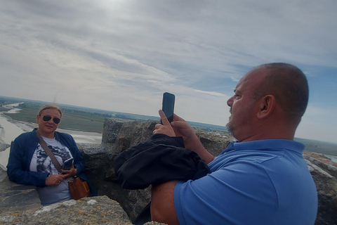 Mont Saint-Michel - Day Trip luxury van 7 persons from Paris