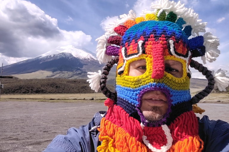 Quito: Baños de Agua Santa, Cotopaxi, Yambo Lagoon Tour, 2 days 1 night