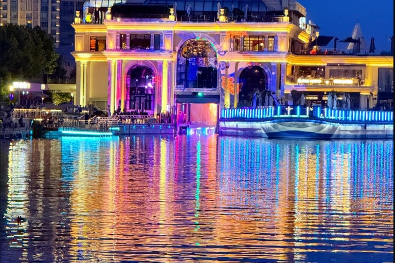 Liangma River Cruise: Single & 2-person tickets 1 Guest + 1 Pet Ticket | Night Cruise, 19:00 Session