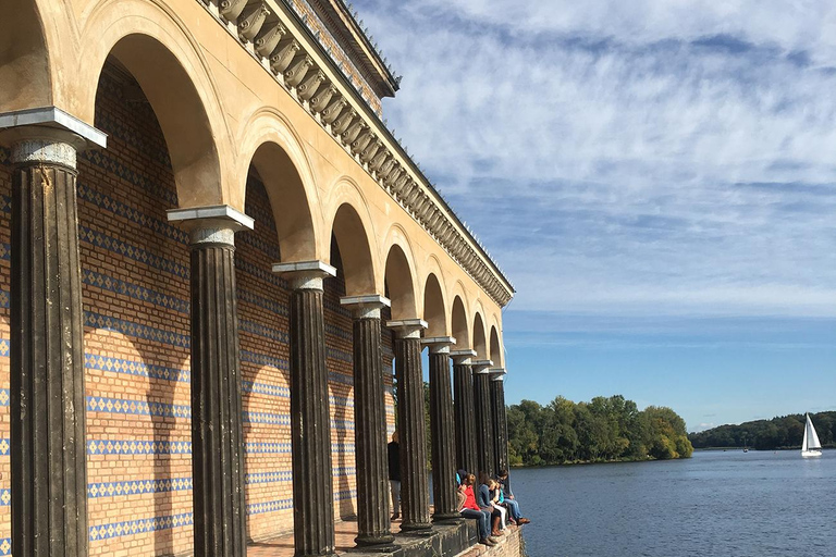 Poczdam: Rejs jachtem - Jeziora Berlińskie - Zamki i przyrodaPotsdam: rejs jachtem – jeziora Berlina – zamki i przyroda