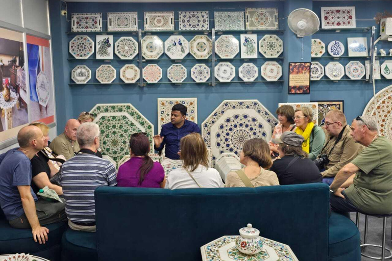 Agra Handicraft & Marble Inlay Shopping Tour Agra Handicraft Shopping Tour w/ Marble Inlay Demonstration