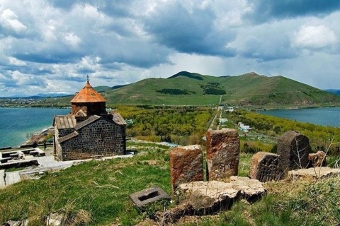 3 days in Armenia/ Garni, Khor Virap, Noravank, Lake Sevan Private tour without guide
