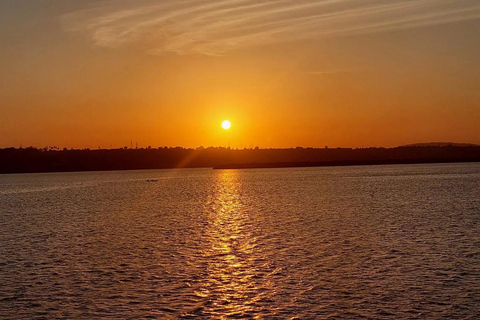 MOMBASA: SUNSET DHOW CRUISE WITH SNACKS & DRINKS