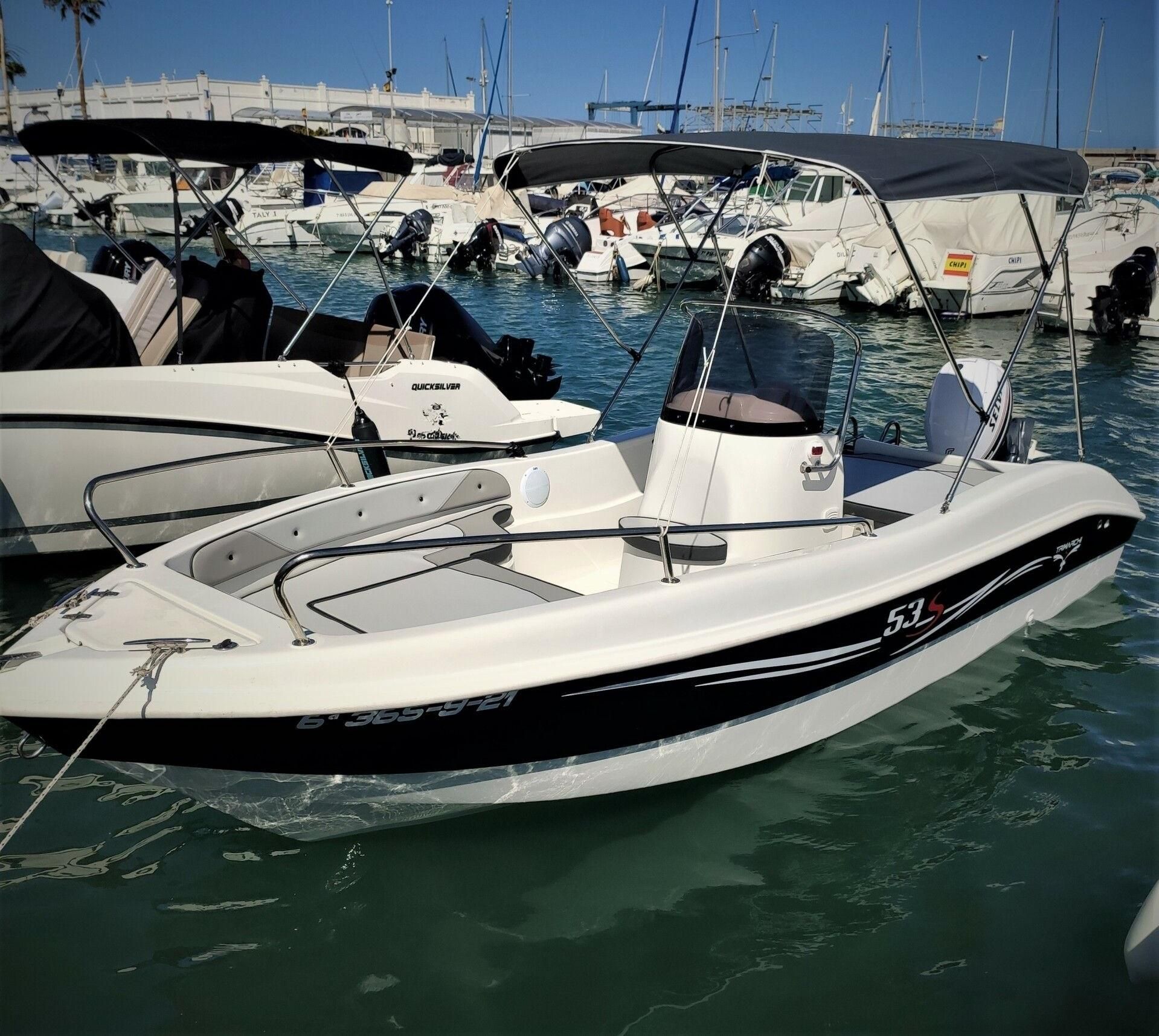 Benalmádena: Keine Qualifikation erforderlich! Du bist der Kapitän!