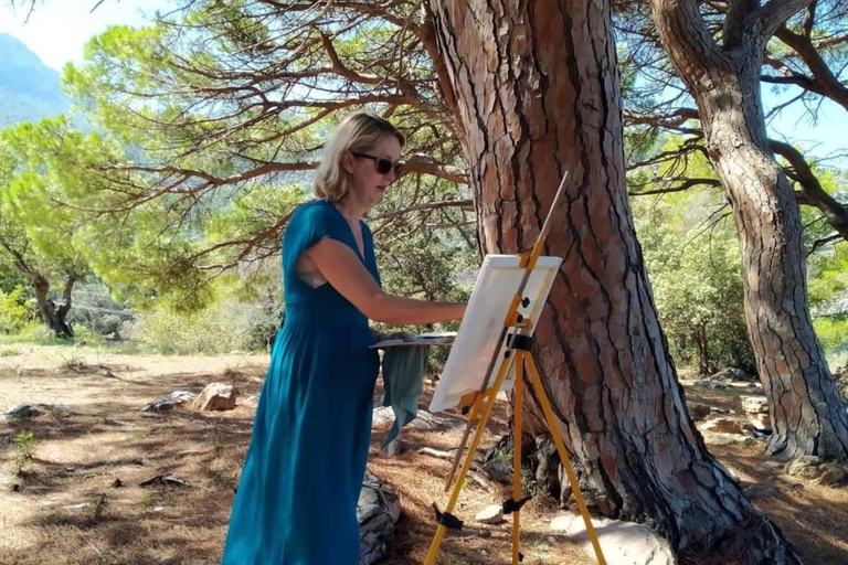 Paint outdoors by the sea in Deià