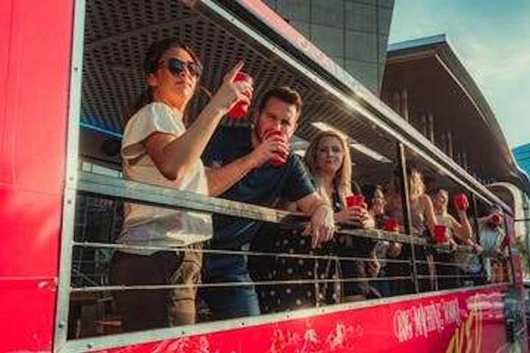 Nashville: Autobus imprezowy z DJ-em i barem