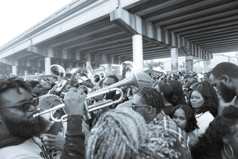 Second Line Tour &amp; Muziekbeleving