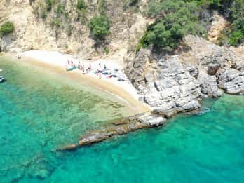 From Ksamil: Tongo Island Boat Tour with BBQ Lunch