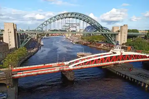 Newcastle: History and Highlights Guided Walking Tour