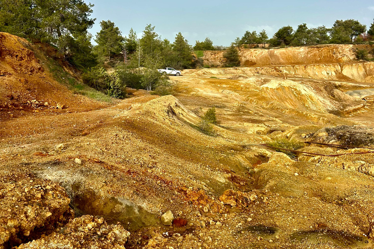 Cyprus: Nature & Lost Places – Mines, Lakes & Colours