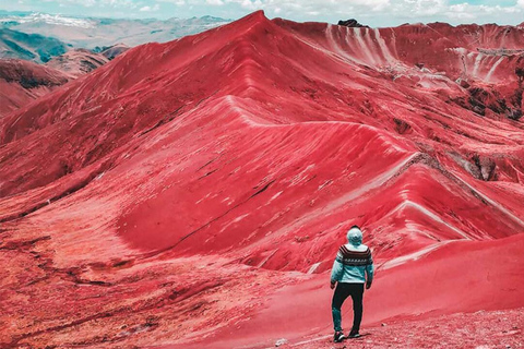 Cusco: Red Valley Hike and Rainbow Mountain