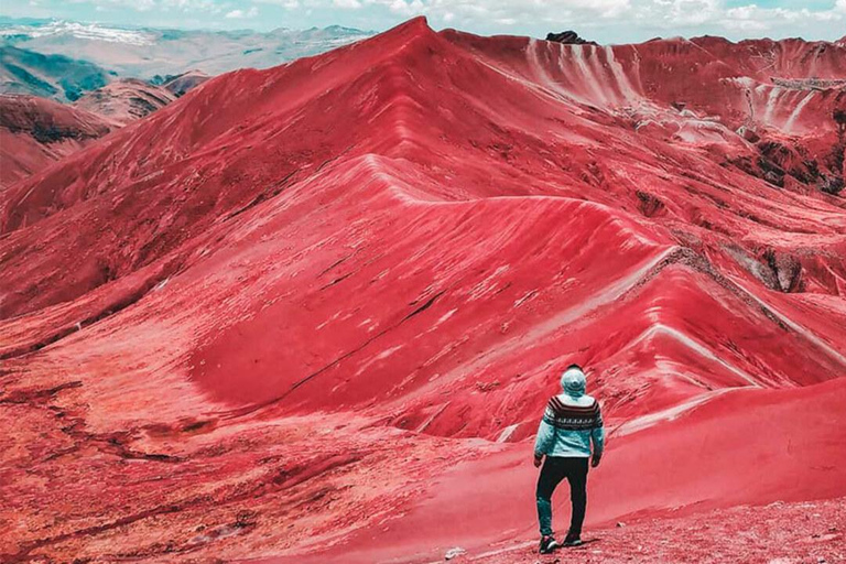 Cusco: Red Valley Hike and Rainbow Mountain