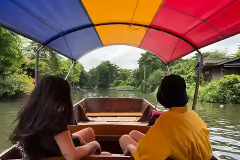 1 Stunde private Bangkok Kanal Bootstour: Traditionelles Flachboot