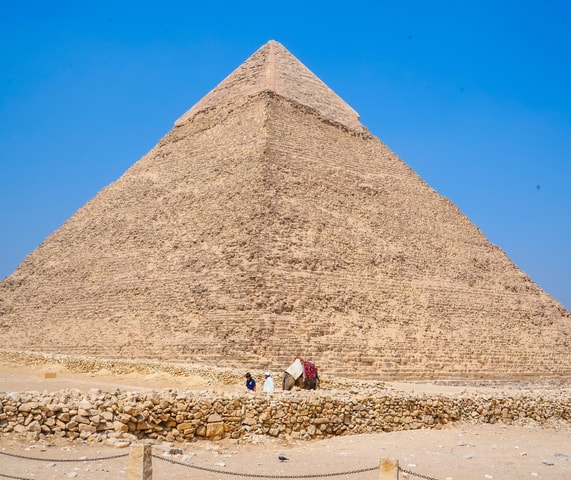 Cairo/Giza: Pyramids, Memphis, and Sakkara Day Tour