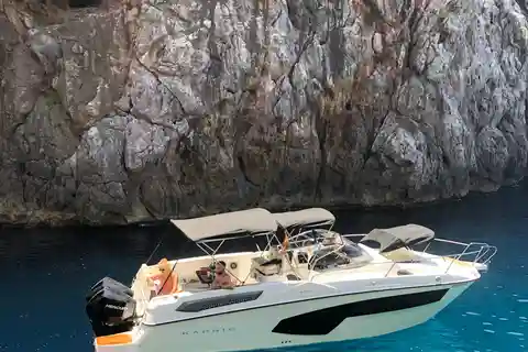 Private Bootsfahrt bei Sonnenuntergang zum Meeresschutzgebiet Mallorca