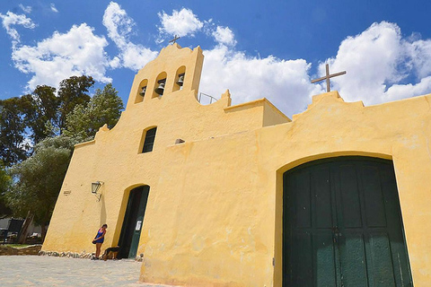 Cachi and Salinas Grandes: 2-Day Tour of Hills and Incredible Landscapes Cachi and Salinas Grandes: 2-day tour from Salta