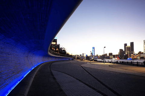 Shanghai Half-Day Bike Tour along East Bank of Huangpu River