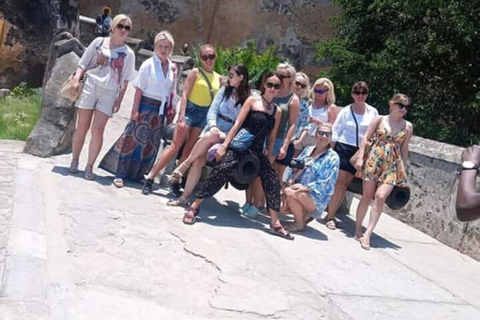 Mombasa: City Orientation Guided Tour With Rickshaw Ride.