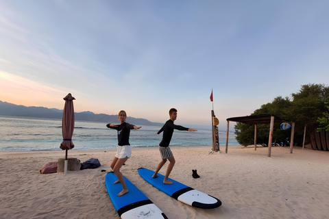 Gili Trawangan: Private Surf Lesson with Local Instructor Gili Trawangan: Private Surf Lesson with Local Instructor