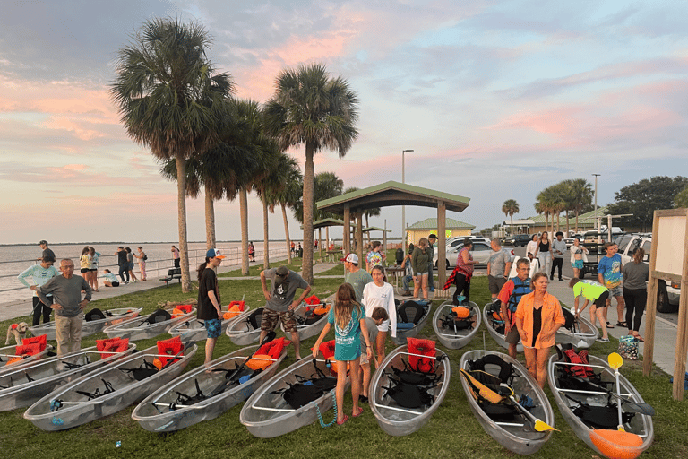 Orlando: Bioluminescenza chiara in kayak o in paddleboardTour della bioluminescenza chiara in kayak o paddleboard