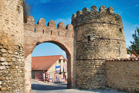 Tbilisi: Chronicle of Georgia, Bodbe & Sighnaghi Tour