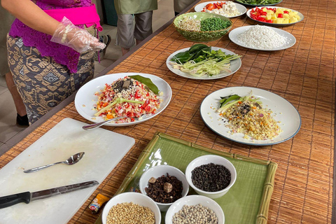 Desde Ubud: clase de cocina auténtica en una aldea localClase de la tarde