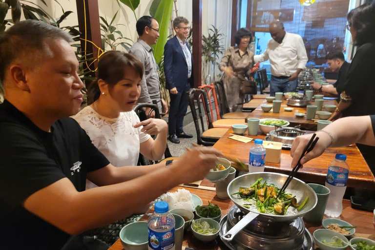 Hanoi: Michelin-Selected Private Street Food Tour Michelin-Selected Private Street Food Tour