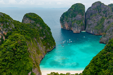 Phuket: Phi Phi Islands Premium Catamaran Tour Max 28 pax