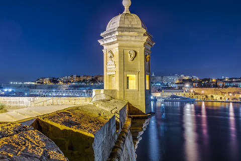 Sliema: Fernandes Fireworks Festival Cruise w/ Dinner+Drinks Without Transportation