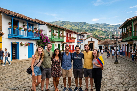 Medellín: City Sightseeing Tour, Comuna 13 and Major Sights. Shared sightseeing tour
