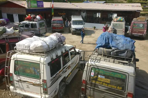 Trasferimento da Kathmandu a Dharapani - Via per il Circuito dell'Annapurna