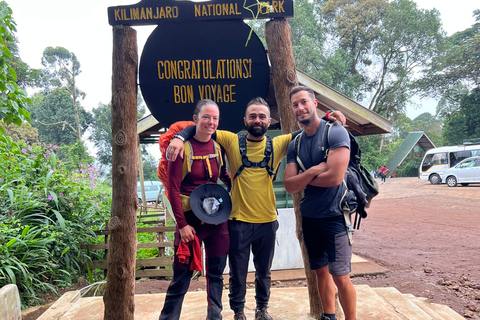 Mount Kilimanjaro een dagwandeling naar het basiskamp voor een kleine groep