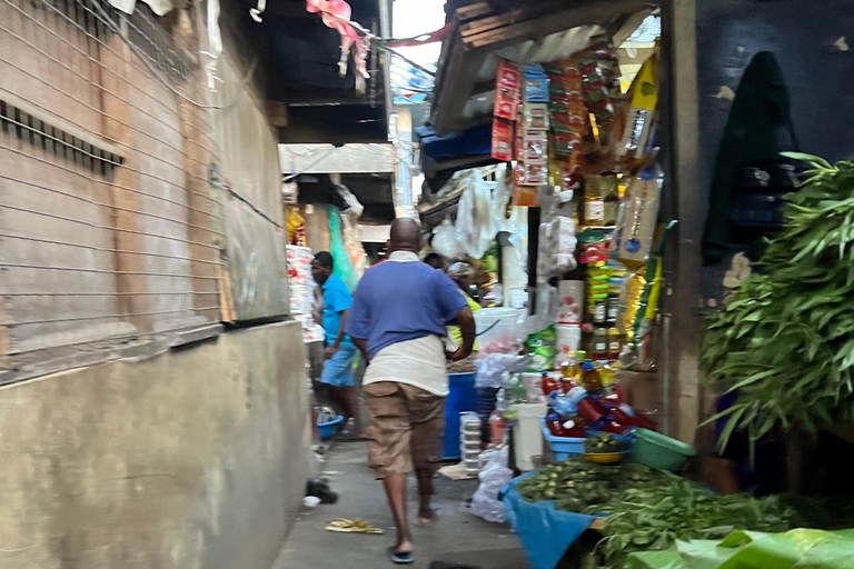 Lagos, Nigeria: Nigeriansk matlagningskurs och marknadsbesök