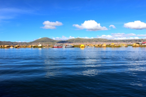 Z Puno - pływające wyspy Uros