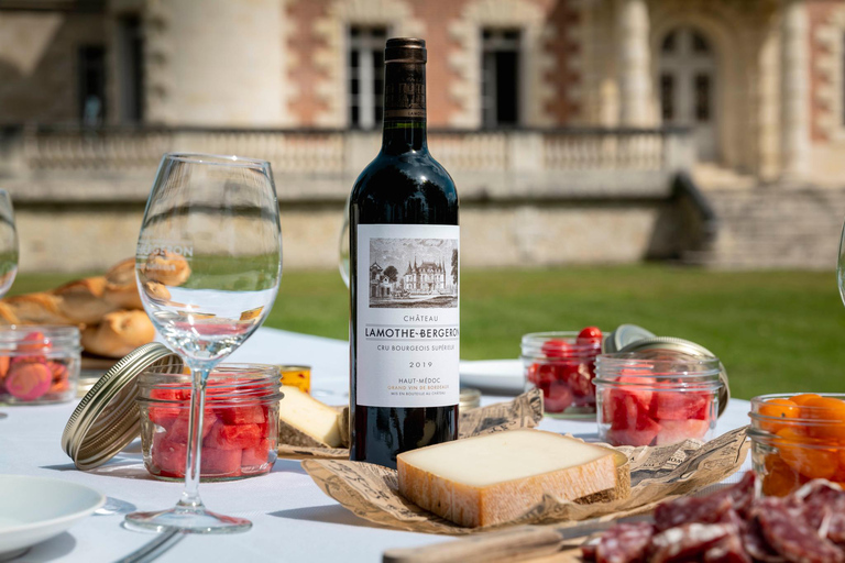 Bordeaux: Médoc Wine Route Private Day Tour & Picnic Lunch