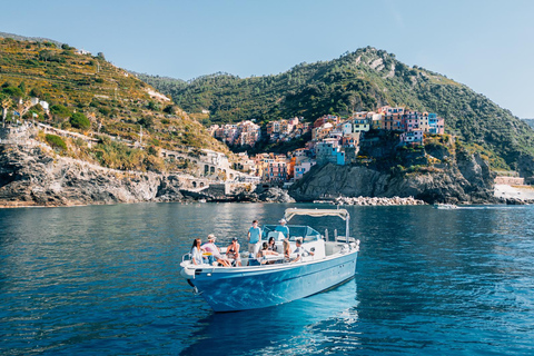 From Levanto or Monterosso: Guided Cinque Terre Boat Cruise From Levanto or Monterosso: Guided Cinque Terre Boat Cruise