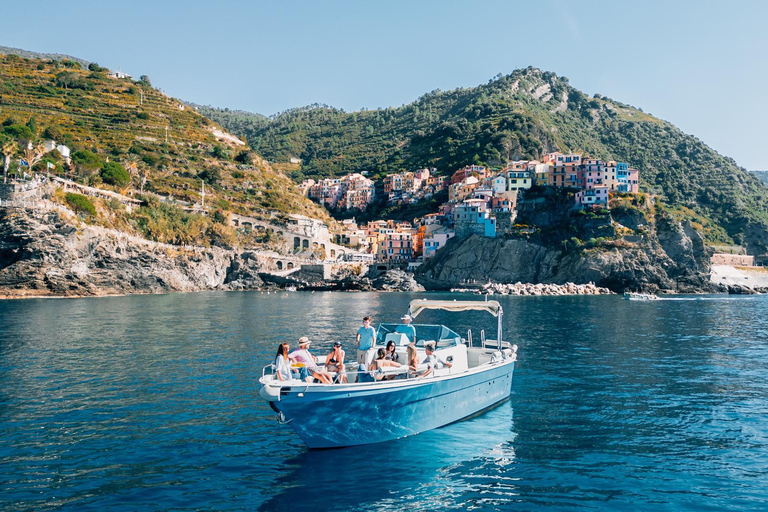 From Levanto or Monterosso: Guided Cinque Terre Boat Cruise From Levanto or Monterosso: Guided Cinque Terre Boat Cruise