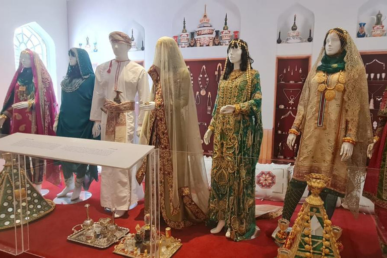 Muscat: Half-Day Guided City Tour with Hotel Pickup