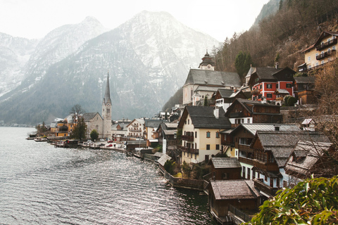 Lo mejor de Hallstatt desde Salzburgo en grupo reducido