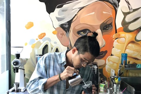 Bangkok: Specialty Coffee Tour & Tastings with Local Guide