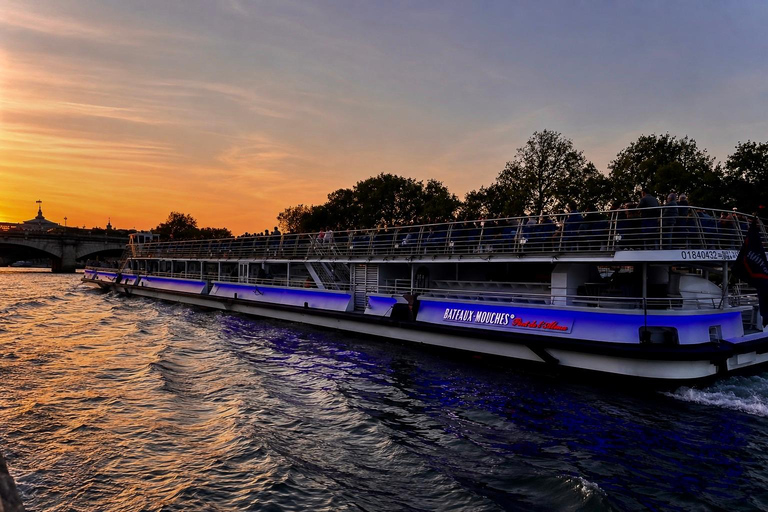 Paris: Evening Lights Cruise with Legendary Bateaux-Mouches