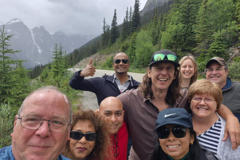 Moraine Lake and Lake Louise Blue Waters Tour