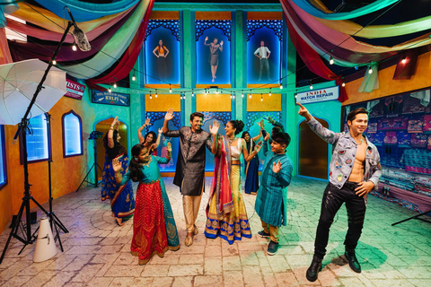 Singapura: Bilhete de entrada para o museu de cera Madame TussaudsBilhete Standard + Marvel Universe 4D + Corrida VR