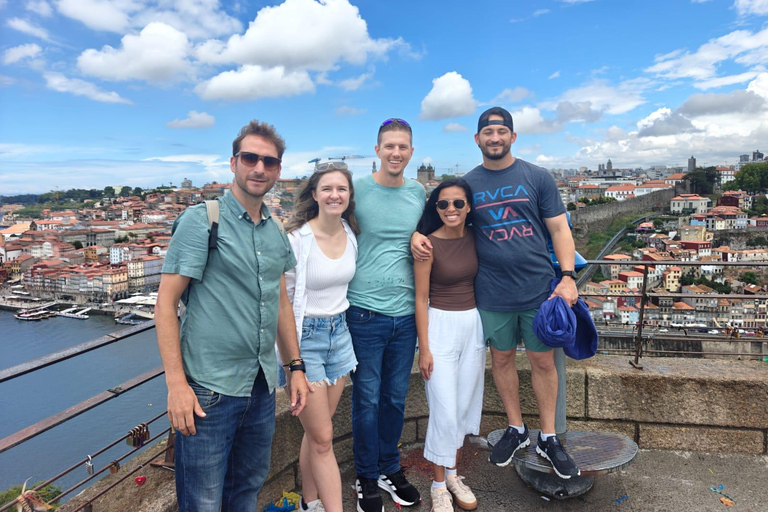 Porto: Walking Tour Highlights with Local Guide (smallgroup) Porto: Walking Tour with Local guide (Private)