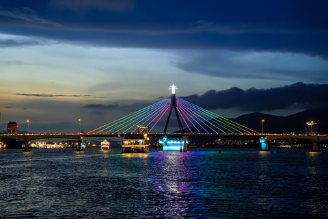 Da Nang: Poseidon DJ & Night Cruise Experience Poseidon Dinner & DJ Party Experience