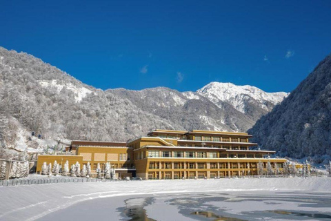 From Delhi: 6-Day Baku Tour with Gabala Day Trip