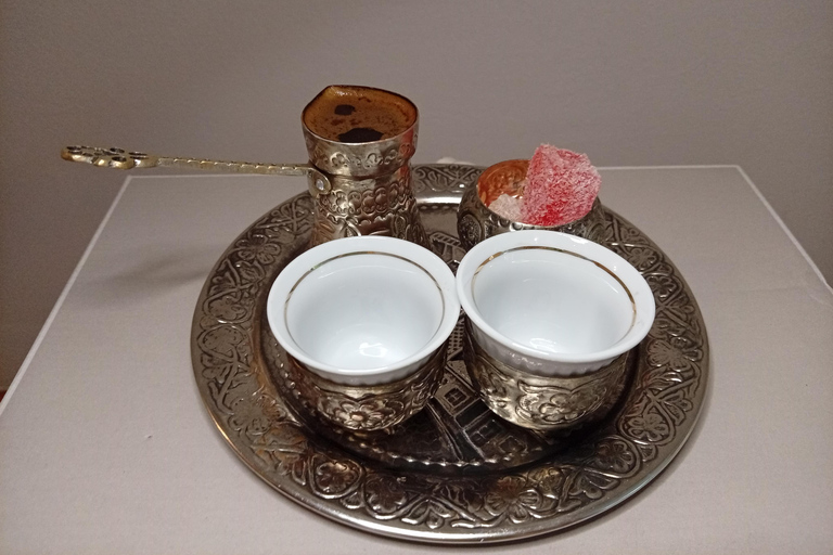 Discover the handicrafts and souvenirs of Sarajevo in Spanish Discover Sarajevo's handicrafts and souvenirs in Spanish