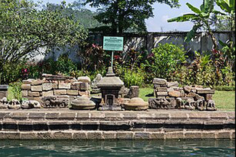Magelang: Umbul Temple Grabag Include Entry Ticket
