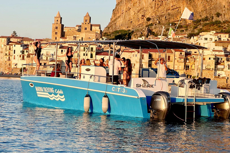 Cefalù: Coast-to-Coast Catamaran Tour